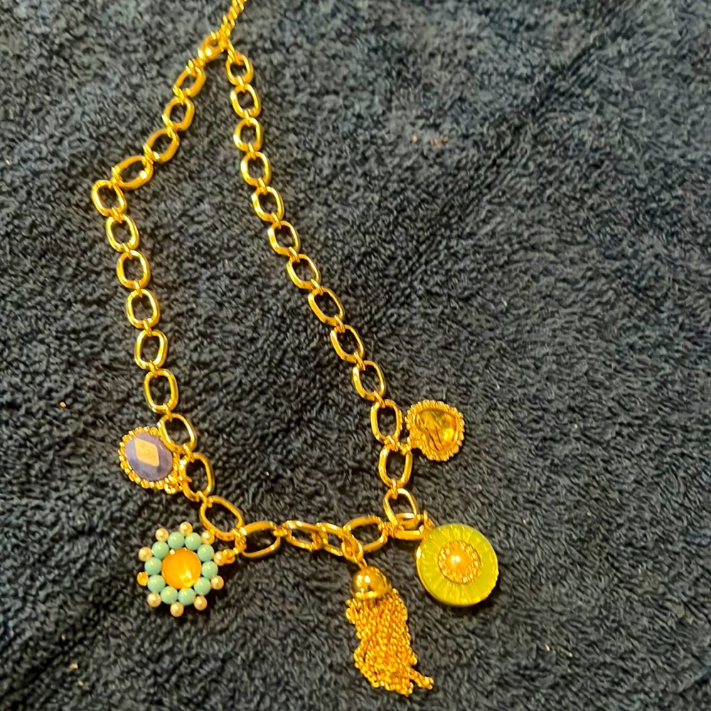 Anne Klein women’s necklace.